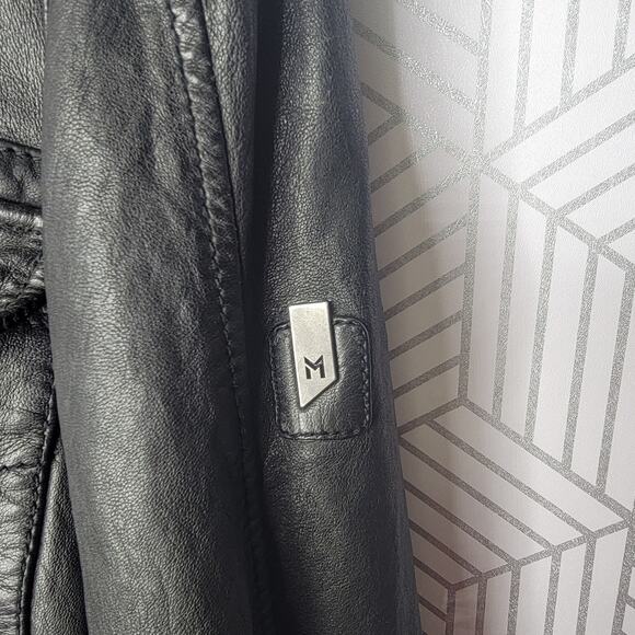 MAURITIUS LEATHER MEN'S GOEFF LAMB LEATHER ZIP-FRONT TRUCKER JACKET - Picture 12 of 16